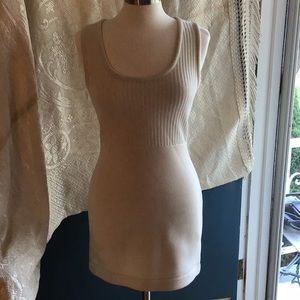 🛍🛍 3/$30 🛍🛍 Kate Spade mini bodycon dress.